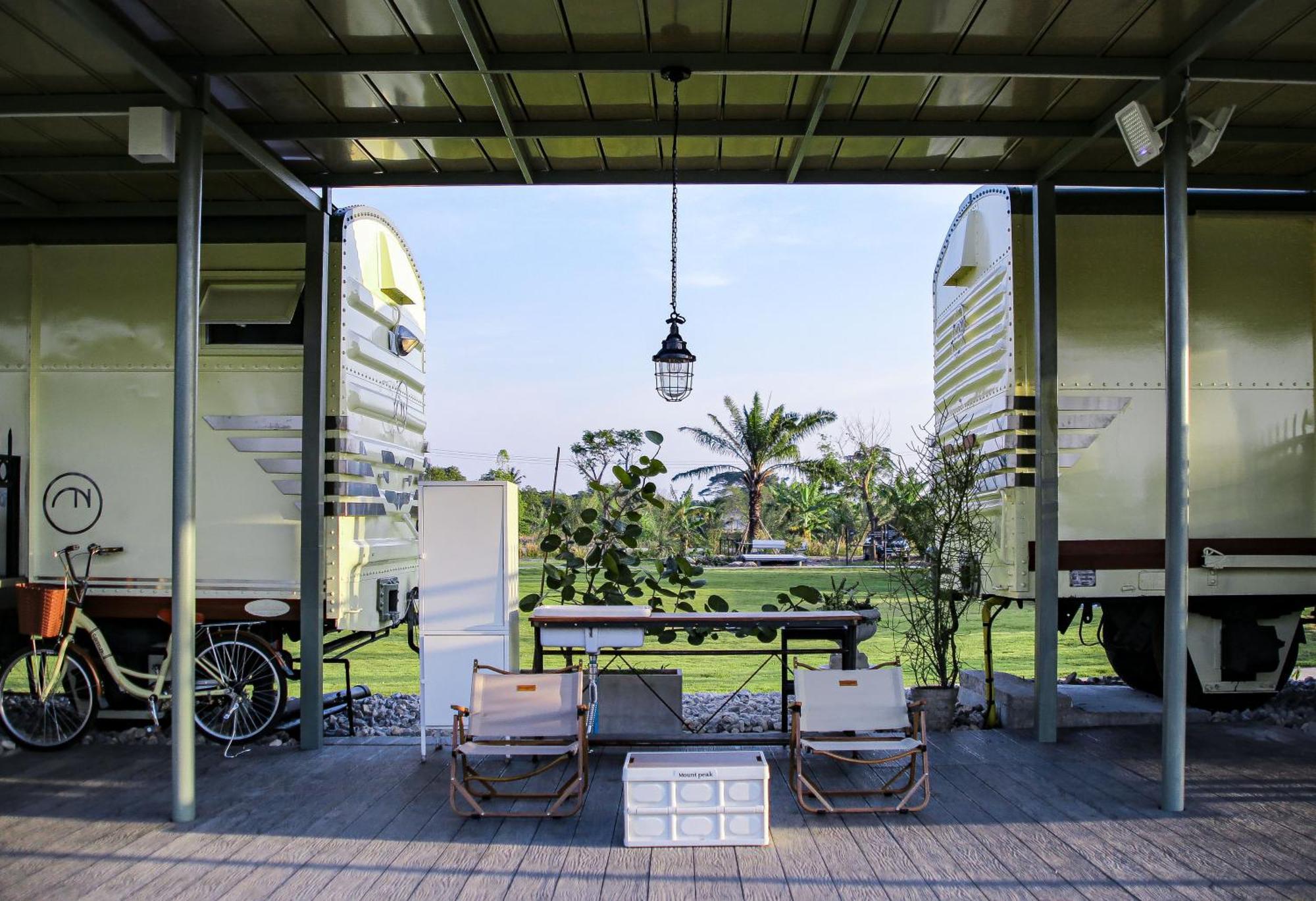 Nex Station Kanchanaburi City Rum bild